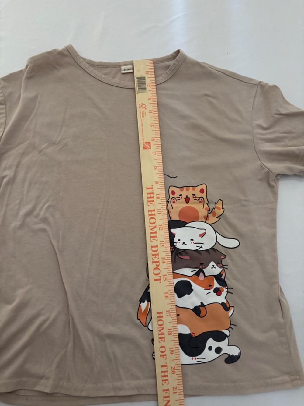 Cat Stack Graphic Tee & Cutoff Jean Shorts ~ Small Shirt & Medium Jean Shorts - Picture 4 of 15